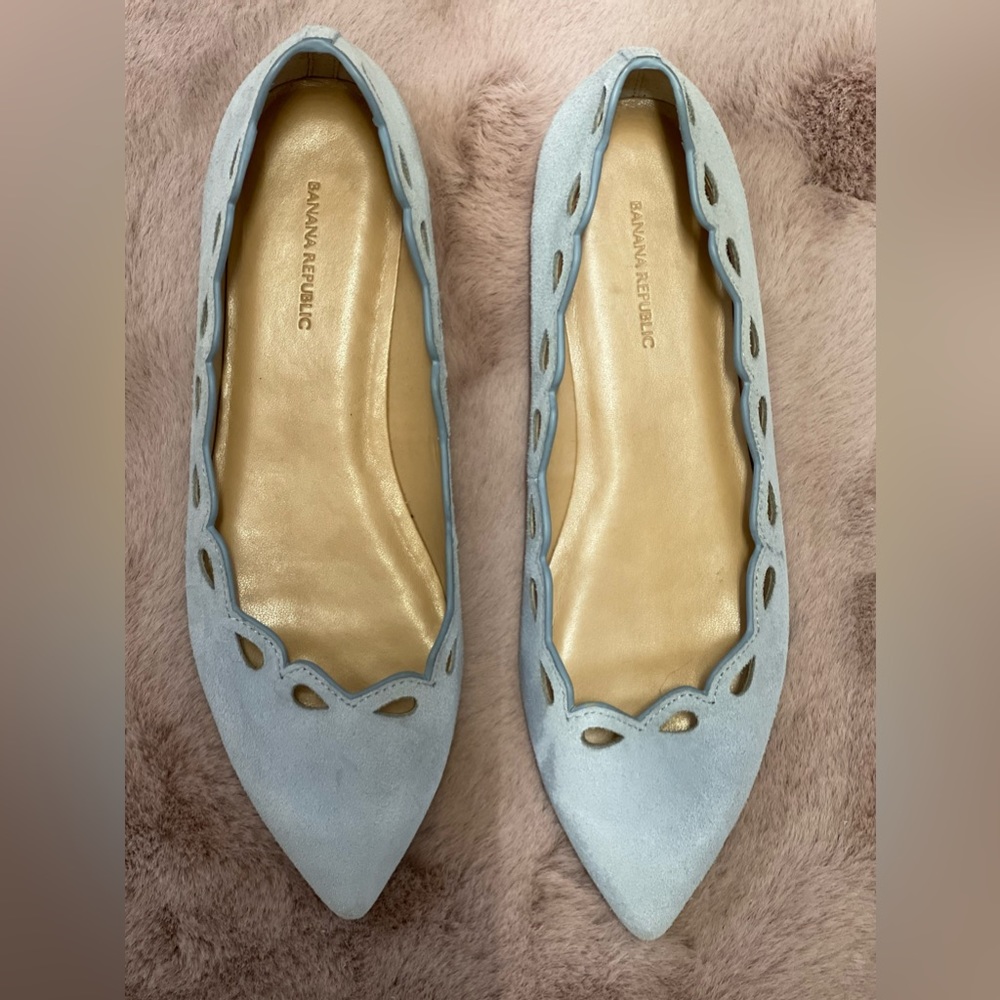 Banana Republic flat shoes, excellent conditions